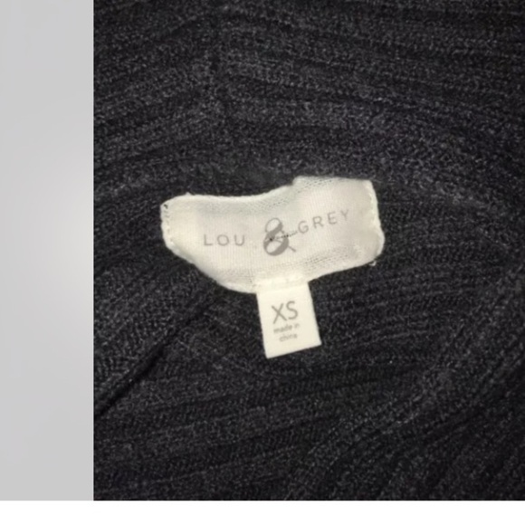 Lou & Grey Black Cowl Neck 3/4 Sleeve Soft Sweater women’s sz xs - Picture 5 of 6